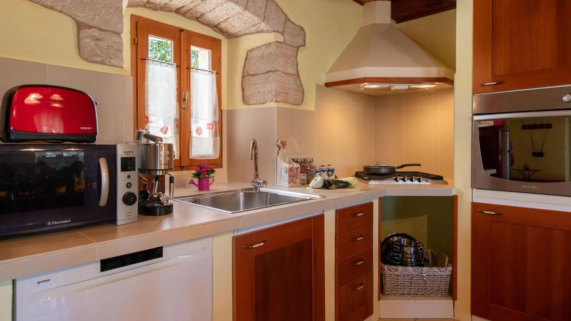 Typical Istrian Villa Casa Smolica With Pool Barban Holiday home